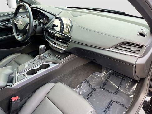 Certified 2022 Cadillac CT4 Premium Luxury image 30