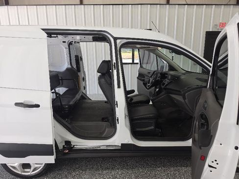 Used 2019 Ford Transit Connect XL image 13