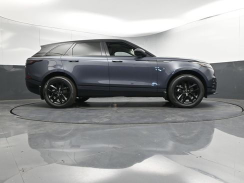 Certified 2025 Land Rover Range Rover Velar Dynamic SE image 28