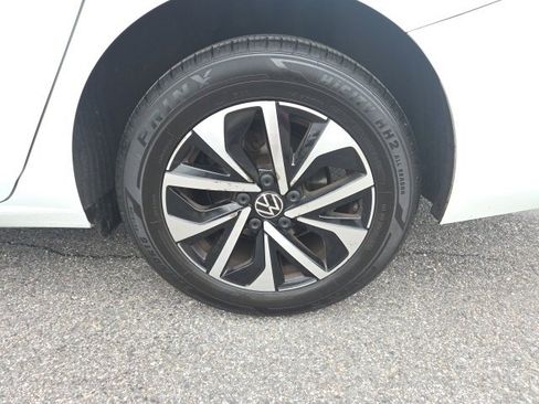 Used 2024 Volkswagen Jetta S image 21