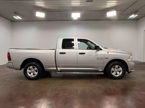 Used 2017 RAM 1500 Express RWD image 23