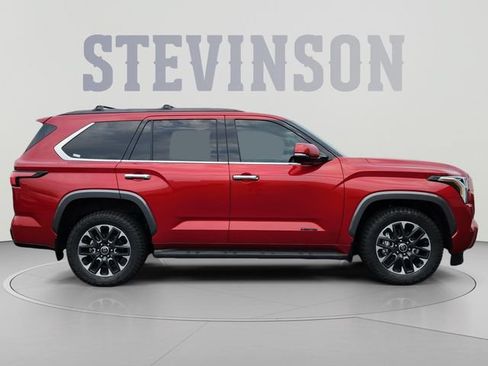 Certified 2023 Toyota Sequoia Limited AWD/4WD image 6