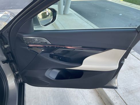 New 2026 BMW i5 eDrive40 image 17