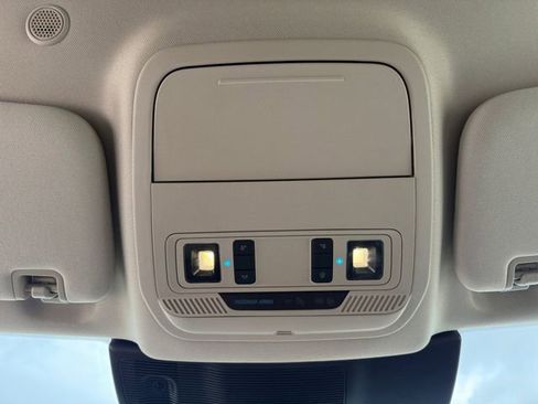 Used 2021 Ford Explorer 2WD image 8