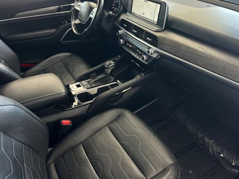 Used 2022 Kia Telluride SX w/ SX Prestige Package AWD/4WD image 20
