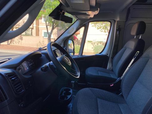 Used 2022 RAM ProMaster 2500 w/ Convenience Group FWD image 30