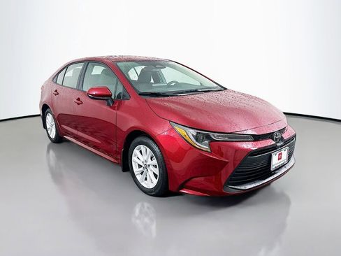Used 2026 Toyota Corolla LE w/ LE Premium Package image 3
