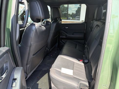 Used 2022 Nissan Frontier PRO-4X w/ Pro-4X Premium Package AWD/4WD image 6