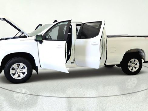 Used 2020 Chevrolet Silverado 1500 LT w/ All-Star Edition AWD/4WD image 9