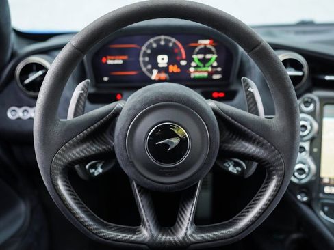 Used 2020 McLaren 720S Performance RWD image 32