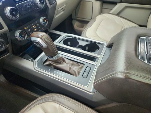 Used 2019 Ford F150 Limited image 16