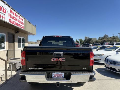 Used 2015 GMC Sierra 1500 SLT w/ SLT Crew Cab Value Package AWD/4WD image 4