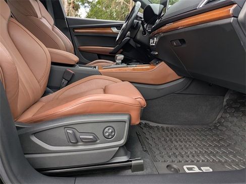 Used 2021 Audi Q5 2.0T Premium Plus image 3