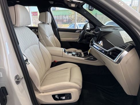New 2026 BMW X7 M60i image 54