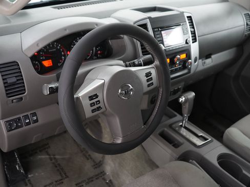 Used 2016 Nissan Frontier SV w/ SV Value Truck Package AWD/4WD image 20