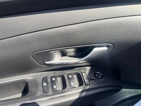 Used 2024 Hyundai Tucson SEL FWD image 11