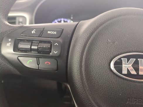 Used 2016 Kia Sorento FWD image 31