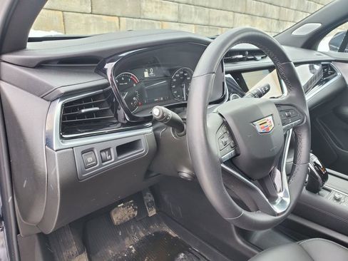 Certified 2024 Cadillac XT6 Premium Luxury w/ LPO, Floor Liner Package AWD/4WD image 14