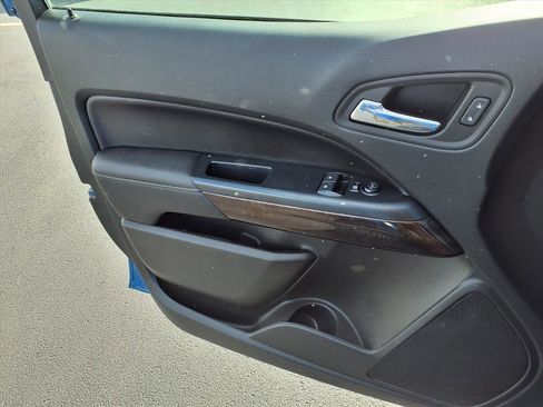 Used 2022 GMC Canyon Elevation image 16