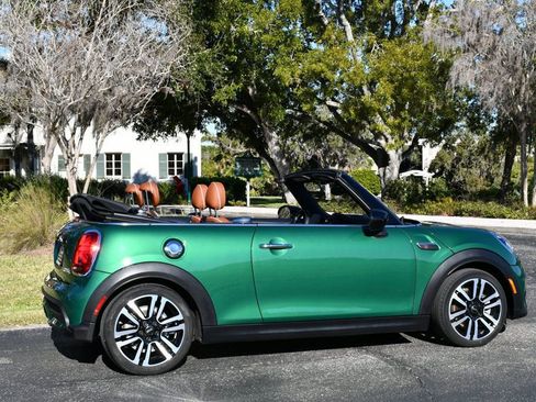 Used 2023 MINI Cooper S w/ Signature Upholstery Package image 6