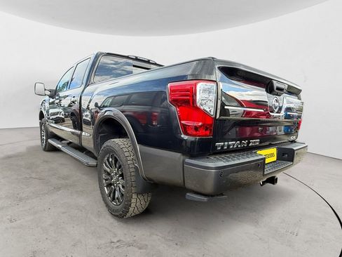 Used 2019 Nissan Titan Platinum Reserve w/ Platinum Utility Package AWD/4WD image 2