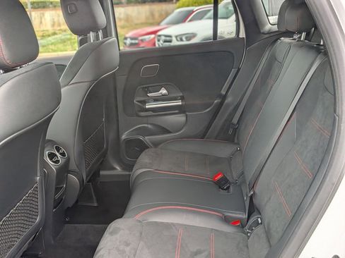 Certified 2025 Mercedes-Benz GLA 250 4MATIC image 28