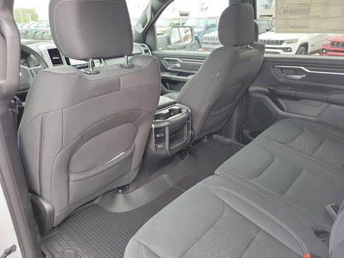 New 2026 RAM 1500 4x4 Crew Cab image 21