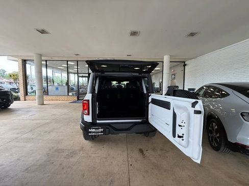 Used 2025 Ford Bronco Big Bend image 19