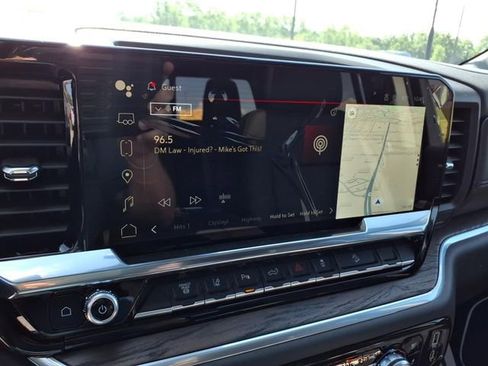 New 2025 GMC Sierra 2500 SLT w/ SLT Premium Package image 12