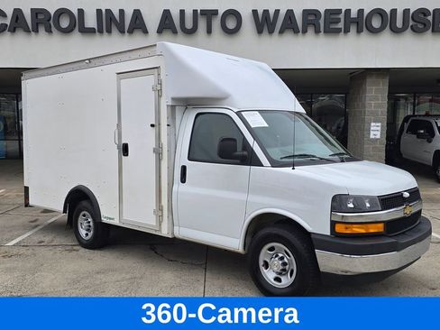 Used 2022 Chevrolet Express 3500 w/ Power Convenience Package image 2