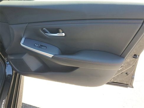 New 2025 Nissan Sentra SR w/ Trunk Package image 29