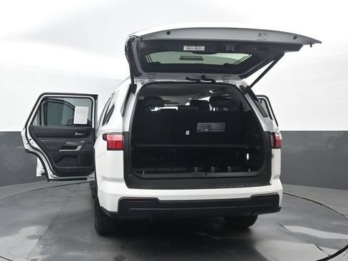 Used 2023 Toyota Sequoia SR5 w/ SR5 Premium Package RWD image 38