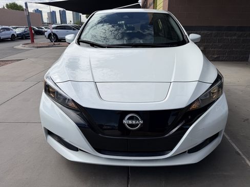 Used 2025 Nissan Leaf S FWD image 10