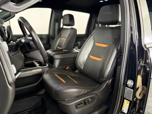 Used 2020 GMC Sierra 2500 AT4 w/ Technology Package image 32