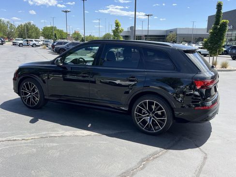 Used 2023 Audi Q7 3.0T Prestige w/ Prestige Package AWD/4WD image 11