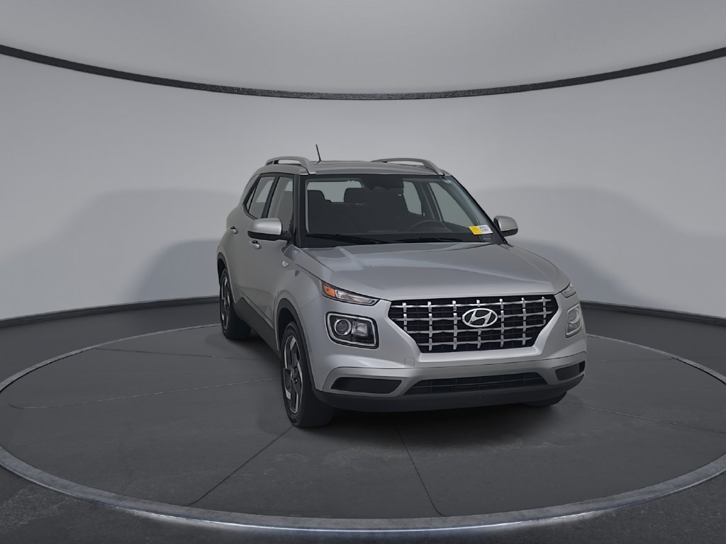 Used 2025 Hyundai Venue SEL FWD image 5