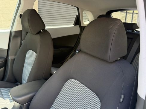 Used 2019 Hyundai Kona SEL AWD/4WD image 24