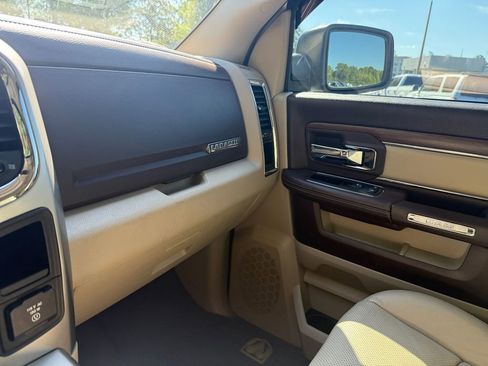Used 2016 RAM 1500 Laramie w/ Convenience Group image 25