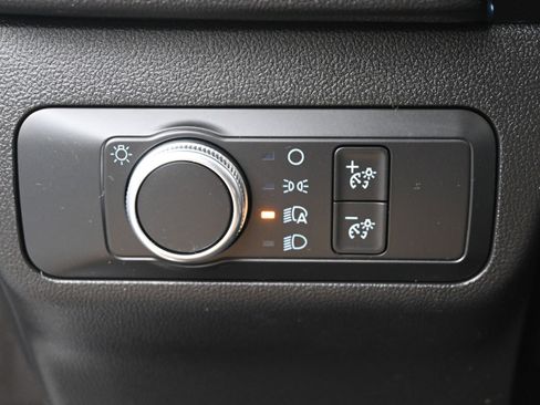 Used 2021 Ford Escape SE FWD image 12