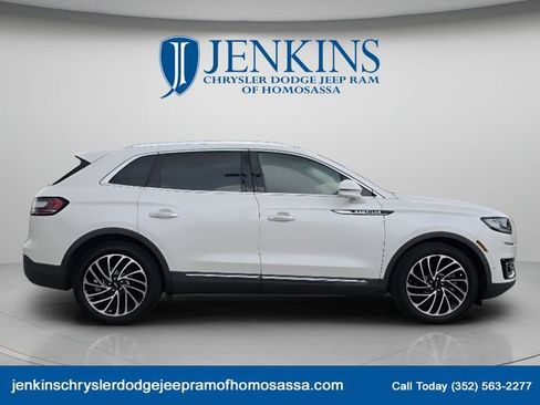 Used 2019 Lincoln Nautilus Reserve FWD image 3