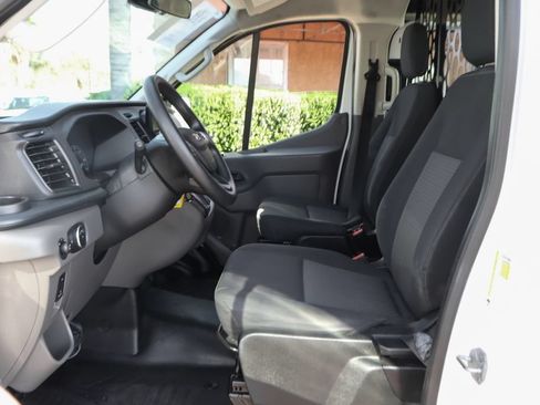 Used 2025 Ford Transit 250 Low Roof w/ Exterior Upgrade Package RWD image 19