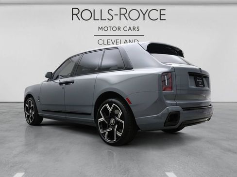 Certified 2025 Rolls-Royce Cullinan Black Badge AWD/4WD image 2