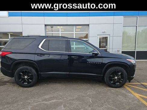 Used 2020 Chevrolet Traverse LT w/ Driver Confidence II Package AWD/4WD image 7