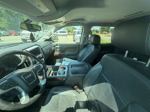 Used 2015 GMC Sierra 1500 SLT w/ SLT Preferred Package AWD/4WD image 2