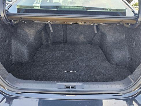 Used 2017 Nissan Altima 2.5 S w/ Power Driver Seat Package FWD image 18