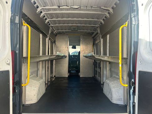 Used 2018 RAM ProMaster 2500 image 20