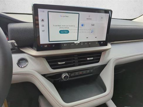 New 2026 Ford Explorer Active w/ Active Comfort Package image 12