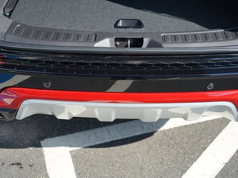 Used 2024 Land Rover Discovery Sport S image 12