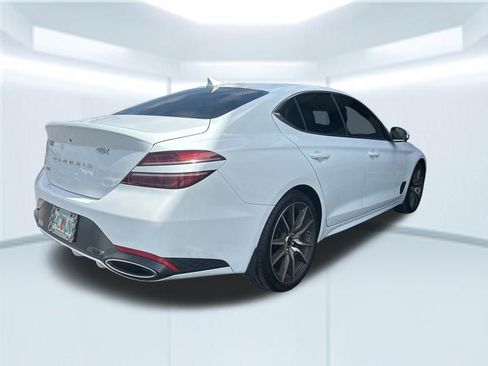 Used 2025 Genesis G70 2.5T RWD image 8