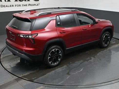 New 2026 Chevrolet Equinox LT w/ Convenience Package II FWD image 18